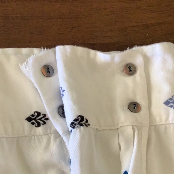 Hatley White Button Up Shirt Size XL - Picture 10 of 10